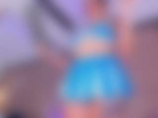 Live cam show with JuliethaSousa - Curvy Teen (18+) on livesuperchat.net