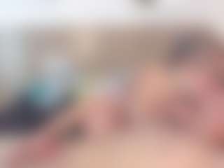 Live cam show with KingNkathe - Strip on alttransgirls