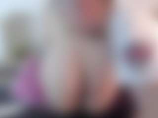 Live cam show with KingNkathe - Camel Toe on Streamer API