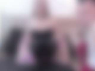 Spettacolo in cam dal vivo con KingNkathe - Lingerie su Camsoda