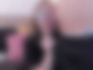 Live cam show with KingNkathe - Camel Toe on Camsoda