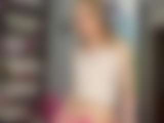 Live cam show with MaybellFath - Cosplay on CamwithHer