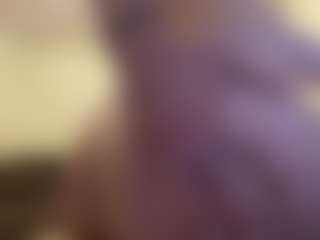 Live cam show with MaybellFath - College on Camsoda