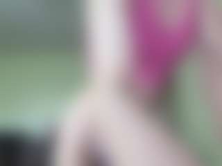 Live cam show with MaybellFath - Alt on CamwithHer