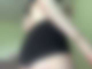 Live cam show with MaybellFath - Blonde Hair on madthumbs