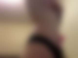 MaybellFath's Live Sex Cam Show