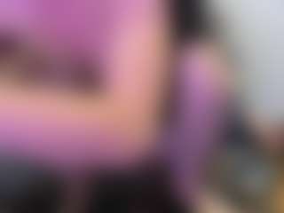Live cam show with Naniis - Facial Piercings on madthumbs