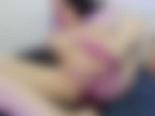 Live cam show with Naniis - Thin on SpunkLive