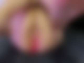 Live cam show with Naniis - Thin on CamClone