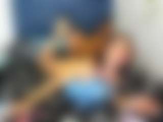natygomezz's Live Sex Cam Show