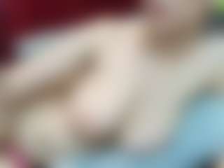Live cam show with Nina-Leo - Spanking on sexylivex.com