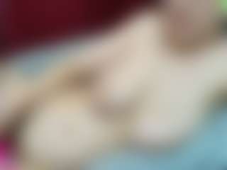 Live cam show with Nina-Leo - Double Penetration on SmokeAndPoke