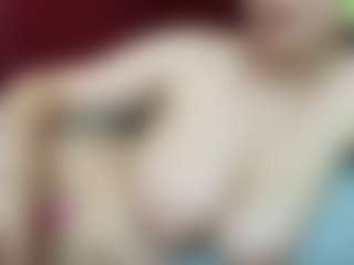 Live cam show with Nina-Leo - Average on Uber Horny