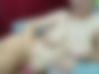 Live cam show with Nina-Leo - Average on SinfulBabes