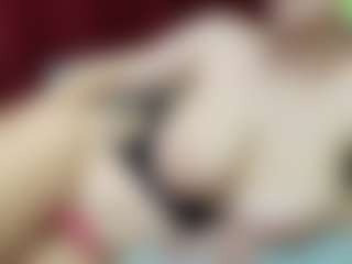 Live cam show with Nina-Leo - Skinny on Camsoda