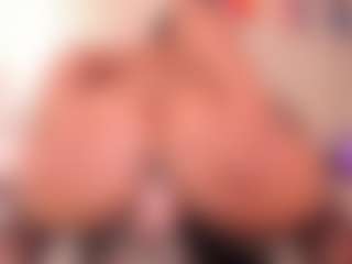 Live cam show with rubi-foxx22 - Erotic Dance on Dolls Live