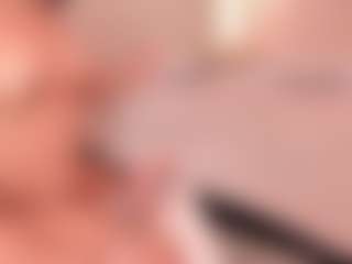Live cam show with rubi-foxx22 - Ebony on Uber Horny