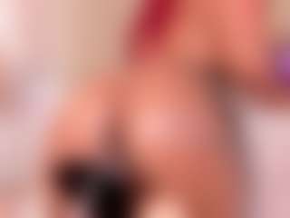 Live cam show with rubi-foxx22 - Plug on AdultVida.com