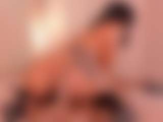 Live cam show with rubi-foxx22 - Public Black on Chatstar