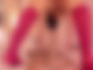 Live cam show with rubi-foxx22 - Oil on Camsoda
