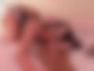 Live cam show with rubi-foxx22 - Oil on Streamer API