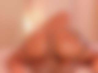 Live cam show with rubi-foxx22 - Public on AdultVida.com