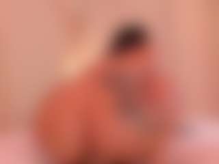 Live cam show with rubi-foxx22 - Ebony on Camming Site | colombia