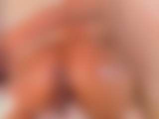 Live cam show with rubi-foxx22 - Public Black on luckytryst.com
