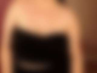 Live cam show with Ameli-Watts - Body Massage on fuklive.com