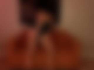 Live cam show with Ameli-Watts - Dress on boobsie.com