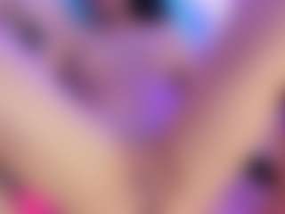 Live cam show with cailin-dione - Nature on Camsoda