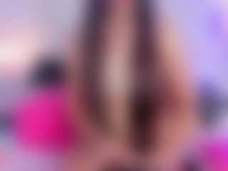 Live cam show with cailin-dione - Glasses on livesuperchat.net