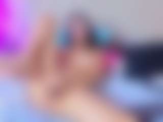 Live cam show with cailin-dione - Glasses on WildCum