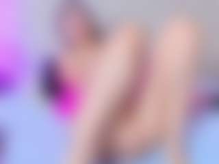 Live cam show with cailin-dione - Small Ass on Dolls Live