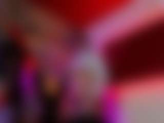 Live cam show with fresawafflera - Upskirt on studioflirtlive.com