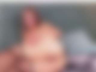 Holy-unn's Live Sex Cam Show