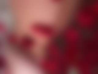 Lunita Chetcuti's Live Sex Cam Show