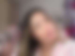 Lunita Chetcuti's Live Sex Cam Show