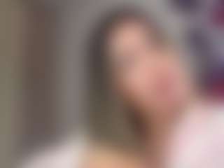 Lunita Chetcuti's Live Sex Cam Show