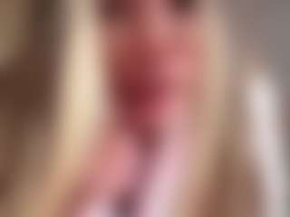 Lunita Chetcuti's Live Sex Cam Show