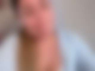 Lunita Chetcuti's Live Sex Cam Show