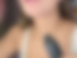 Lunita Chetcuti's Live Sex Cam Show