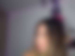 Lunita Chetcuti's Live Sex Cam Show