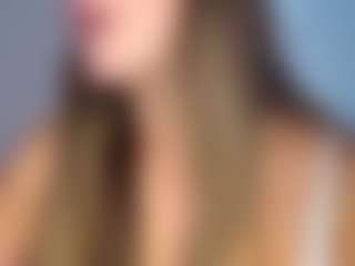 Lunita Chetcuti's Live Sex Cam Show