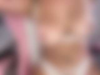 Lunita Chetcuti's Live Sex Cam Show