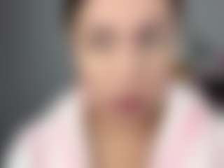 Lunita Chetcuti's Live Sex Cam Show