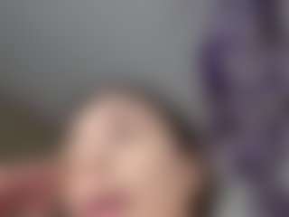 Lunita Chetcuti's Live Sex Cam Show