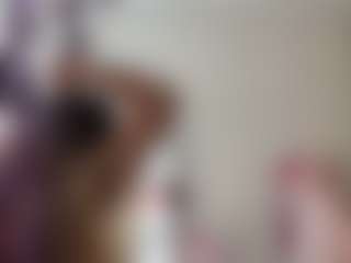 Lunita Chetcuti's Live Sex Cam Show