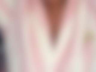 Lunita Chetcuti's Live Sex Cam Show