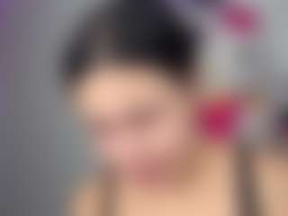 Lunita Chetcuti's Live Sex Cam Show